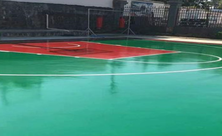 北京篮球场翻新地面